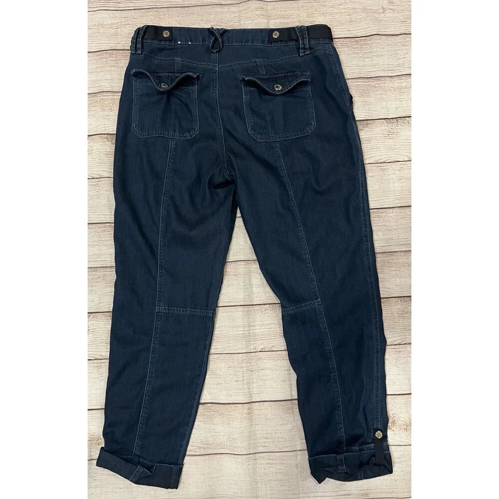 WHBM White House Black Market blue Cotton denim Straight Crop jeans -size 6